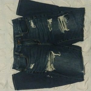 American Eagle Curvy Ripped Jeans